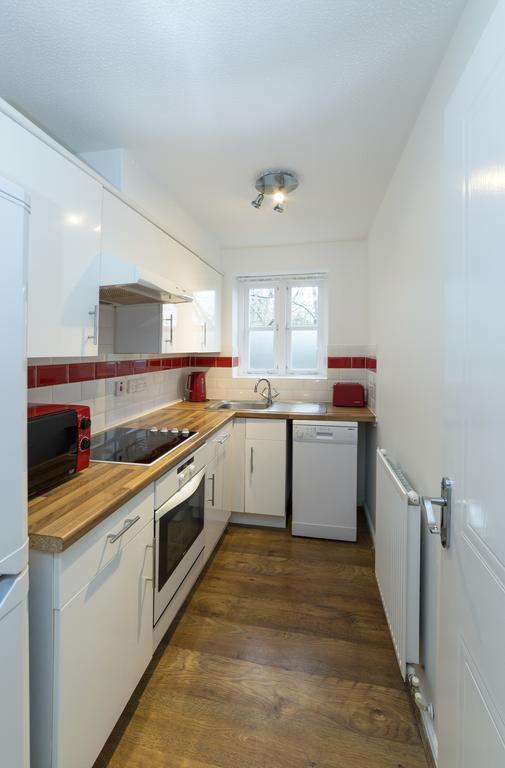 Quiet Riverside Apartment London Exterior foto
