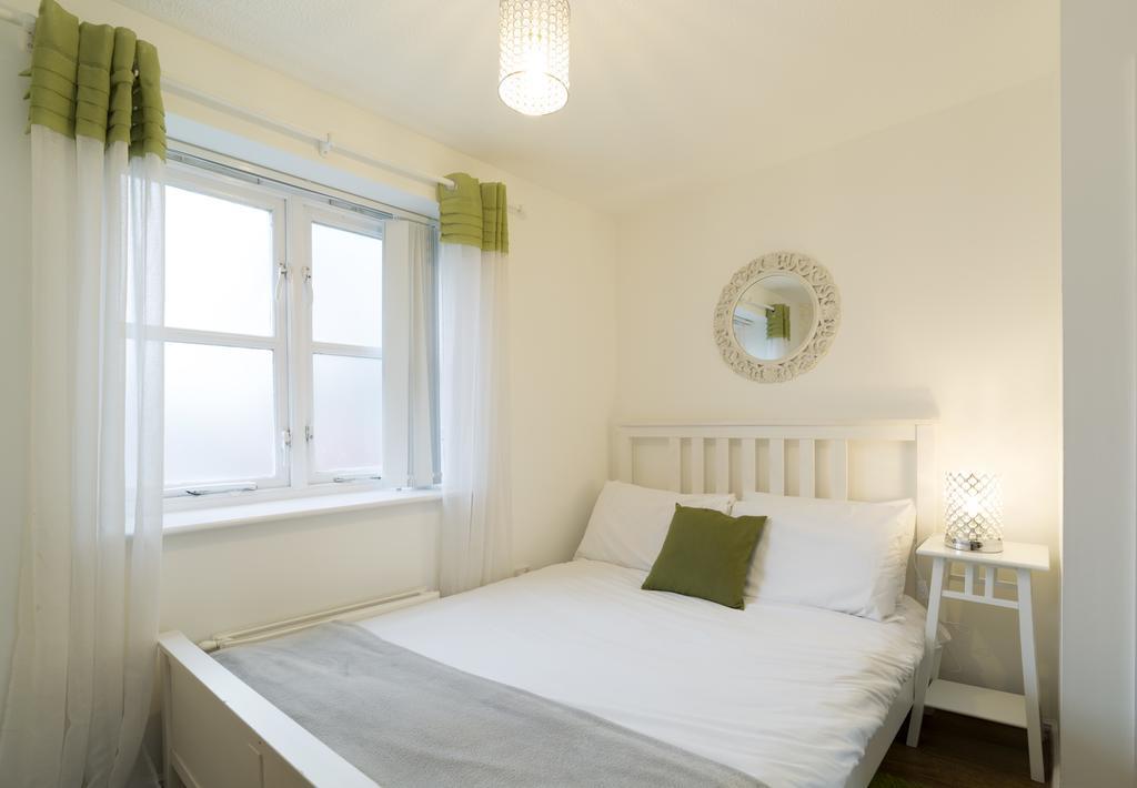 Quiet Riverside Apartment London Exterior foto