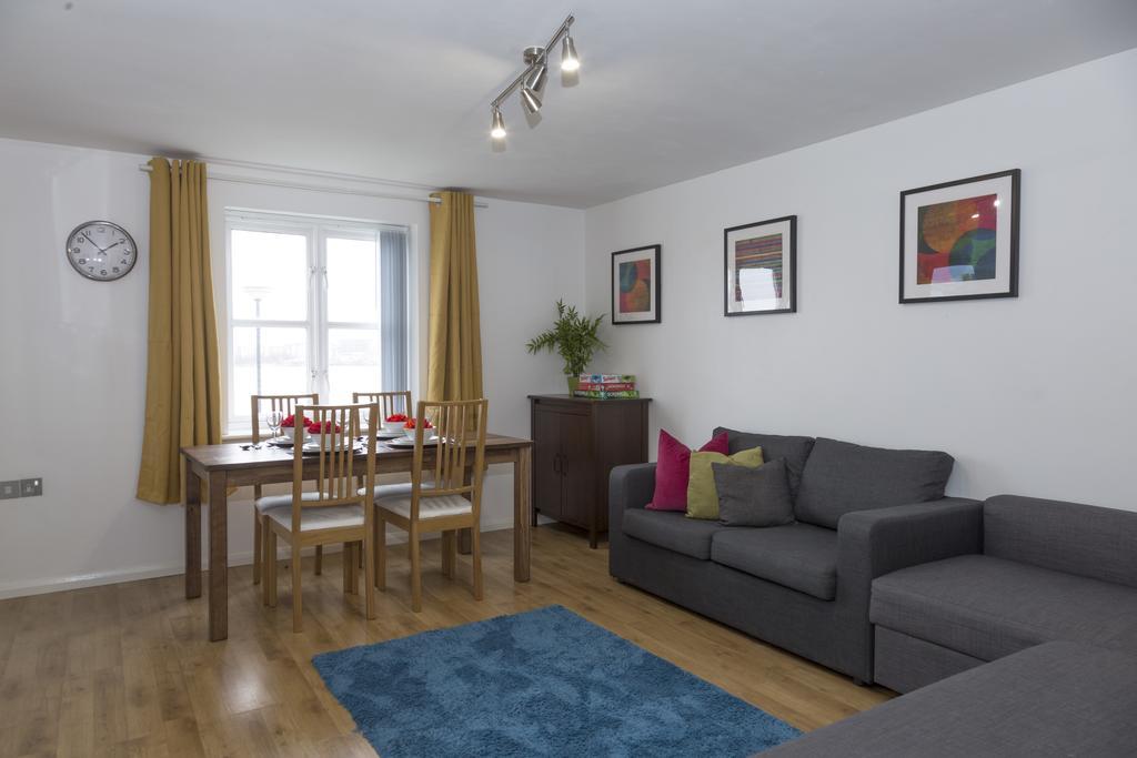 Quiet Riverside Apartment London Exterior foto